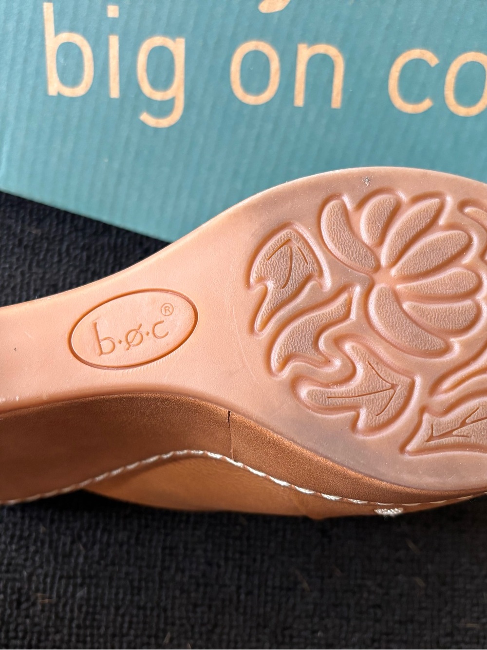 b.o.c. Women's Tan Leather Slip-On Mule